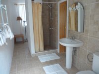 1 Bad  Badezimmer 1