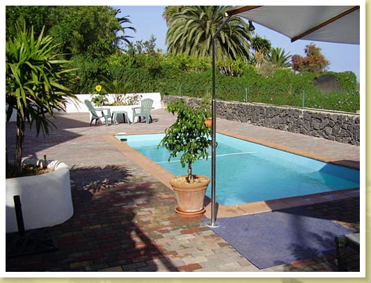 FB041